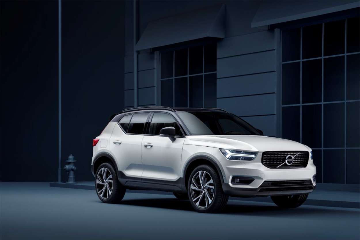 Auch der XC 40 ist natürlich zweifarbig lieferbar. | Foto: Volvo Cars